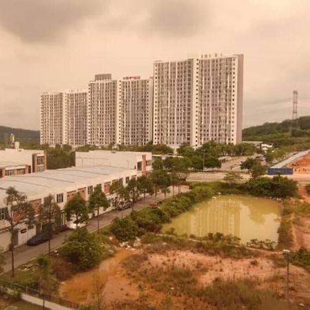 Hzb301-Selfcheck-In-Wi-Fi- Netflix- Parking- Pool-2 Bedroom- Klia, 7099 Sepang Exterior foto